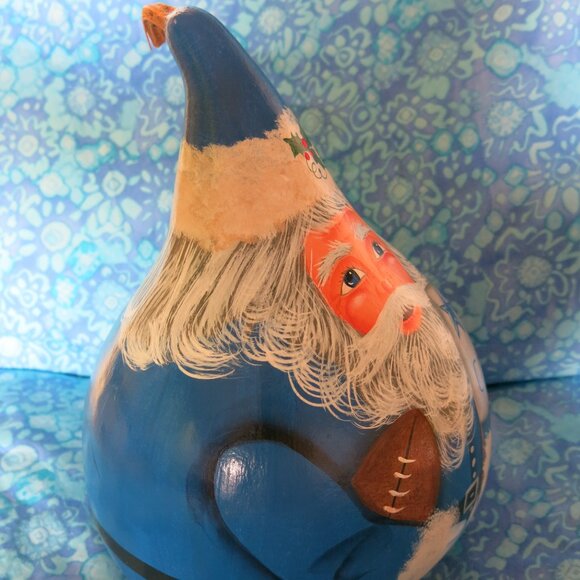 Vintage Hand Painted Signed "Go Cowboys" Big Gourd Blue Santa With The Ball - Picture 5 of 11